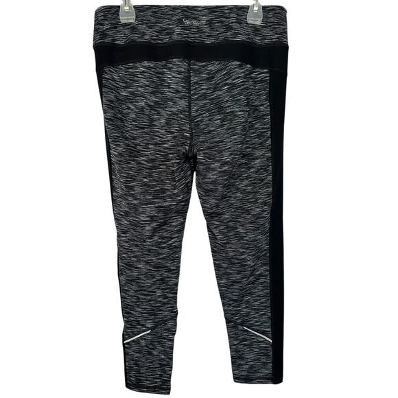 2/$15 Calvin Klein Performance Quick Dry Leggings Gray Heather Cropped Size XL - Picture 5 of 13